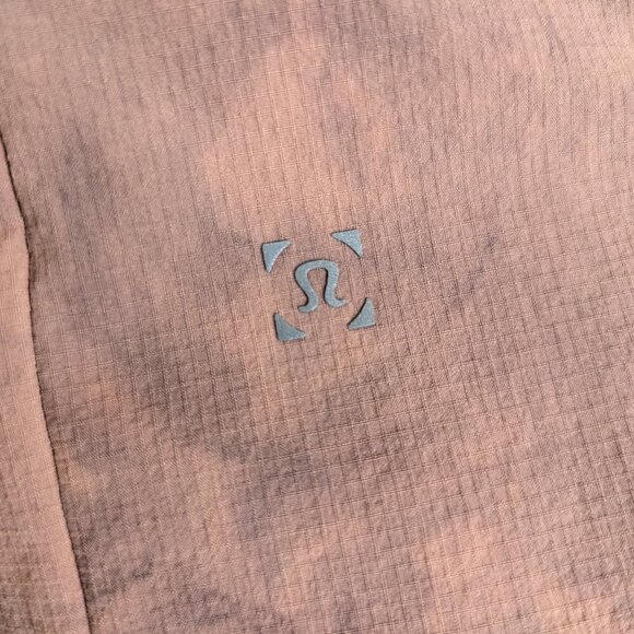 Lululemon Take the Moment Collared Long Sleeeve - Picture 11 of 17